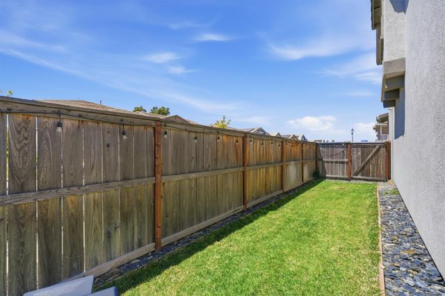 3203 Huntington St, Lincoln, CA 95648
