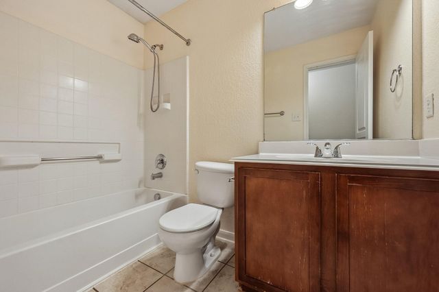 1253 Mountain Peak Drive, Fort Worth, TX 76052