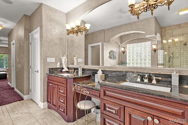 7452 Lonewolf Court, Fairview Heights, IL 62208