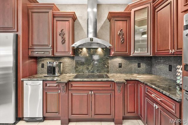 7452 Lonewolf Court, Fairview Heights, IL 62208