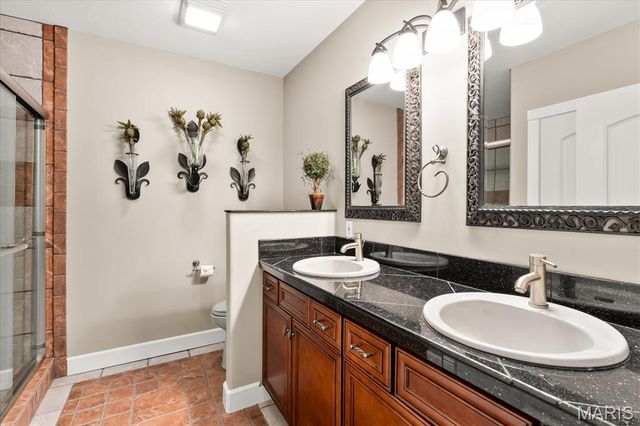 7452 Lonewolf Court, Fairview Heights, IL 62208
