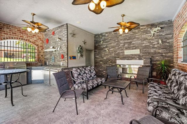 7452 Lonewolf Court, Fairview Heights, IL 62208