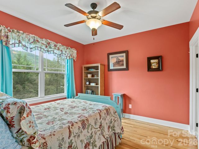 3 Byrdcliffe Lane, Asheville, NC 28805