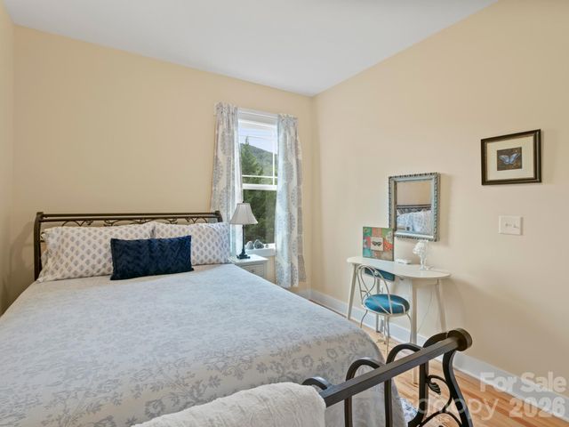 3 Byrdcliffe Lane, Asheville, NC 28805