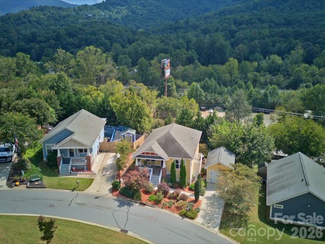 3 Byrdcliffe Lane, Asheville, NC 28805