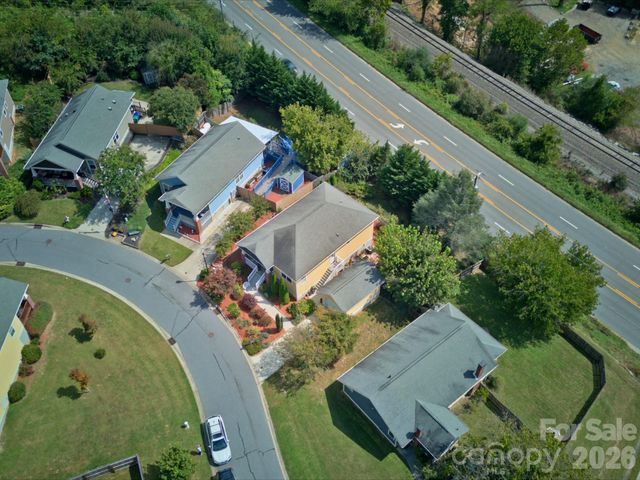 3 Byrdcliffe Lane, Asheville, NC 28805