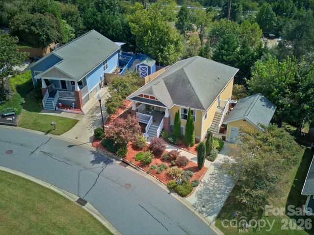 3 Byrdcliffe Lane, Asheville, NC 28805