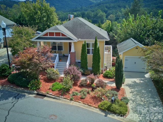 3 Byrdcliffe Lane, Asheville, NC 28805
