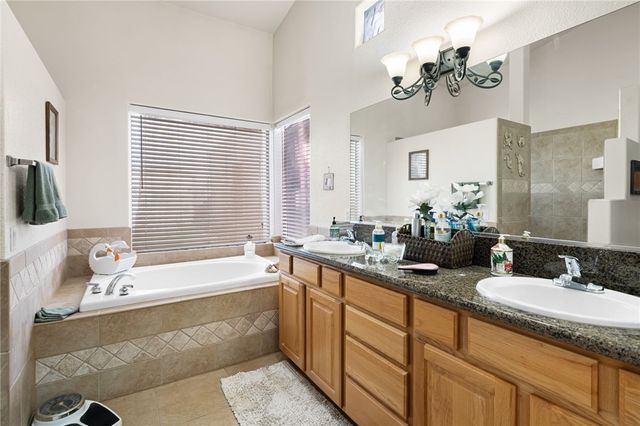 7373 E Fawn Drive, Kingman, AZ 86401