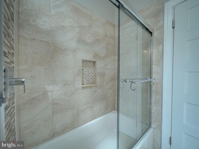 82 T ST NW #3, Washington, DC 20001