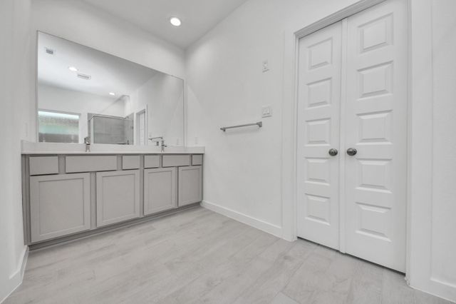 2203 Demeter Place, Fresno, TX 77545