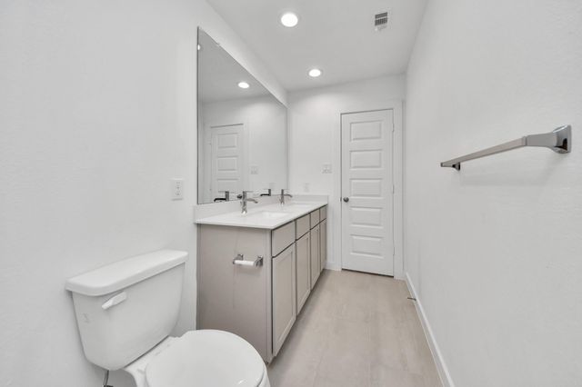 2203 Demeter Place, Fresno, TX 77545