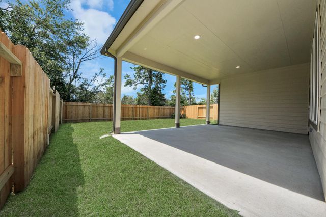2203 Demeter Place, Fresno, TX 77545