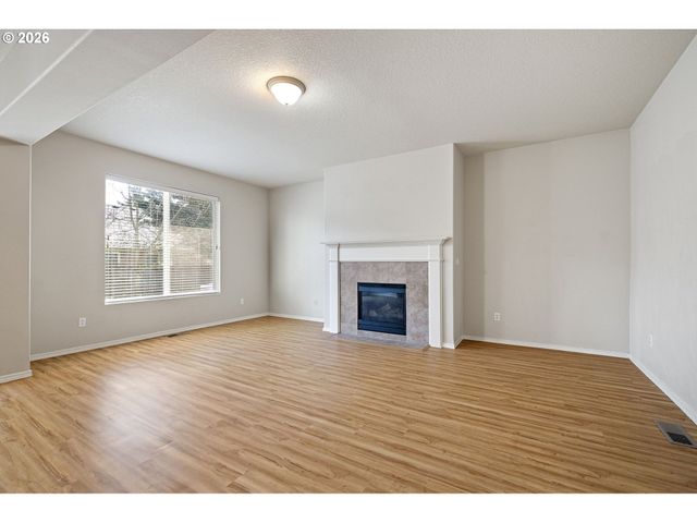 1159 THRONE Dr, Eugene, OR 97402