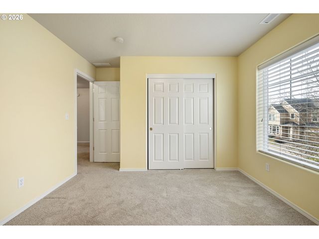 1159 THRONE Dr, Eugene, OR 97402