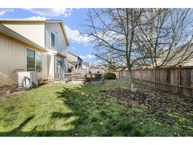 1159 THRONE Dr, Eugene, OR 97402