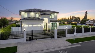 8065 Lloyd Avenue, North Hollywood, CA 91605