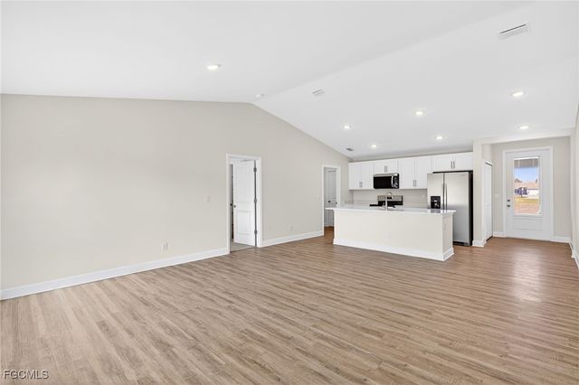 1128 NW 19th AVE, Matlacha, FL 33993