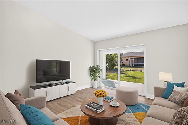 1128 NW 19th AVE, Matlacha, FL 33993