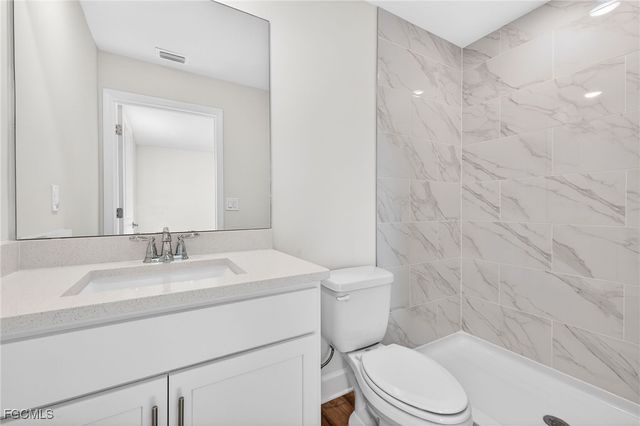 1128 NW 19th AVE, Matlacha, FL 33993