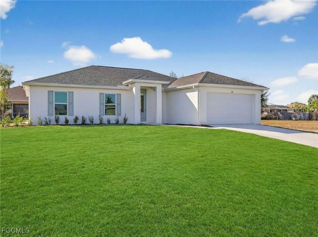 1128 NW 19th AVE, Matlacha, FL 33993