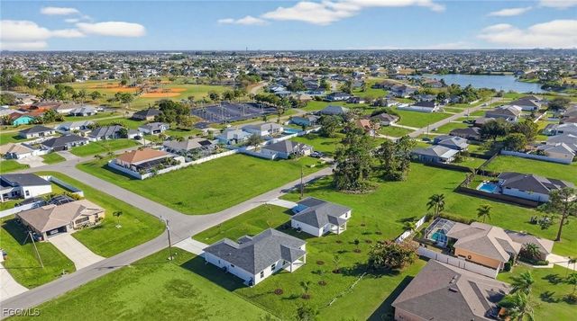 1128 NW 19th AVE, Matlacha, FL 33993