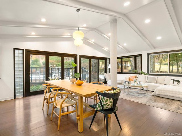 57 Virginia Lane, Thornwood, NY 10594