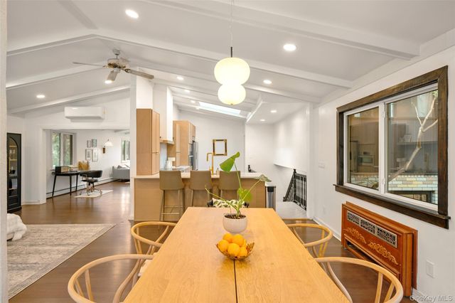 57 Virginia Lane, Thornwood, NY 10594