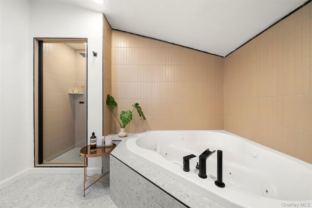 57 Virginia Lane, Thornwood, NY 10594