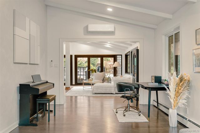 57 Virginia Lane, Thornwood, NY 10594