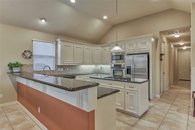 50 Fair Oak Street, Montgomery, TX 77356