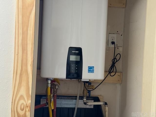 13878 N Hwy 33, Des Arc, AR 72040