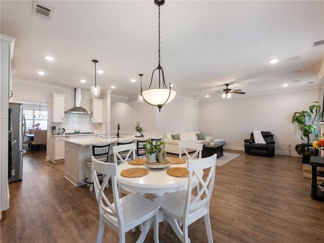 6940 Manchester Drive, Flowery Branch, GA 30542