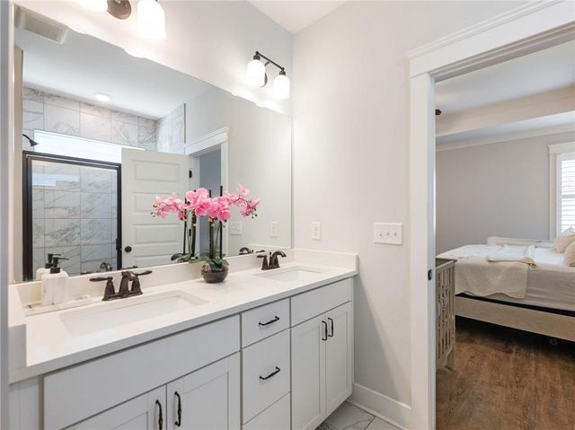 6940 Manchester Drive, Flowery Branch, GA 30542