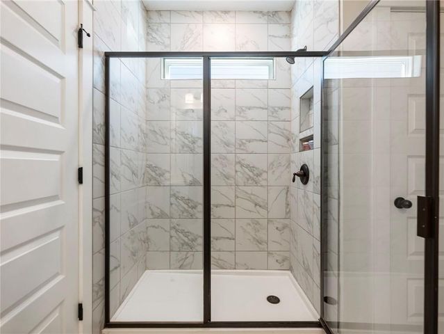 6940 Manchester Drive, Flowery Branch, GA 30542