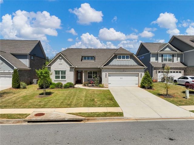 6940 Manchester Drive, Flowery Branch, GA 30542
