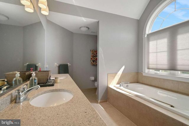 1006 LINDEN AVE, Chester Springs, PA 19425