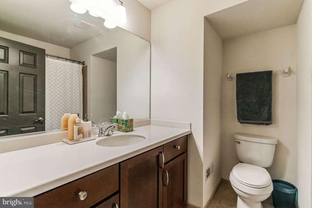 1006 LINDEN AVE, Chester Springs, PA 19425