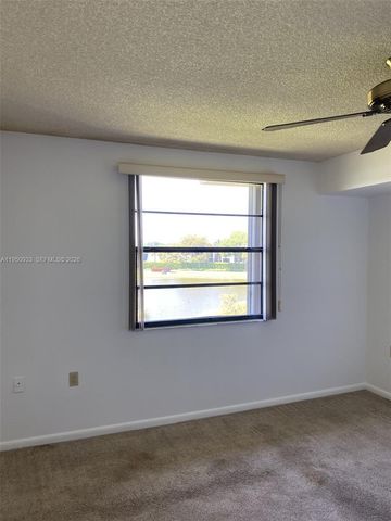 3521 Village Boulevard 405, West Palm Beach, FL 33409