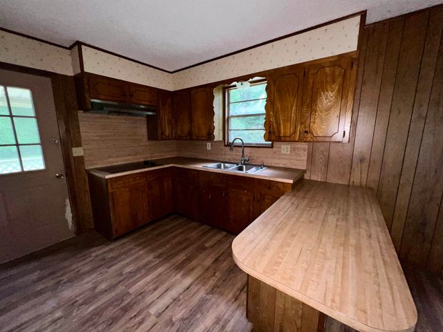 11537 Violet Rd, Ore City, TX 75683