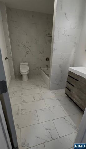 101 Garside Street, Newark, NJ 07104