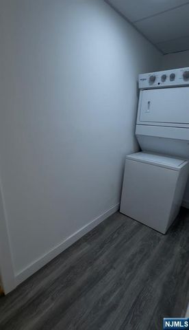 101 Garside Street, Newark, NJ 07104