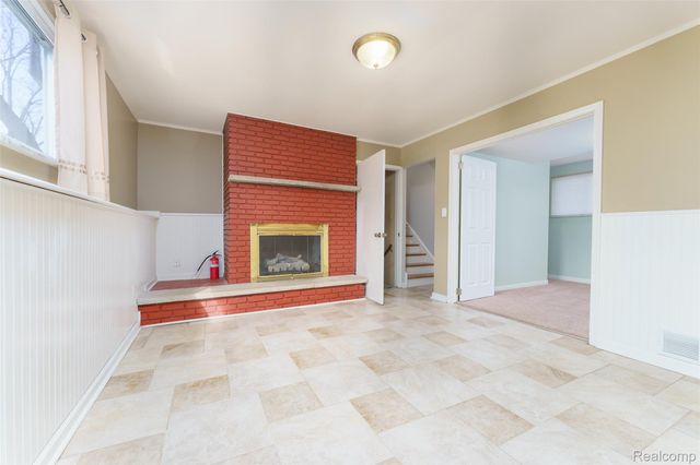 1243 Blue Heron Drive, Highland Charter Township, MI 48357