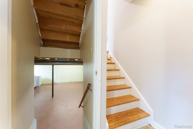 1243 Blue Heron Drive, Highland Charter Township, MI 48357