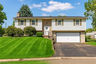 825 6th Street NE, North Canton, OH 44720