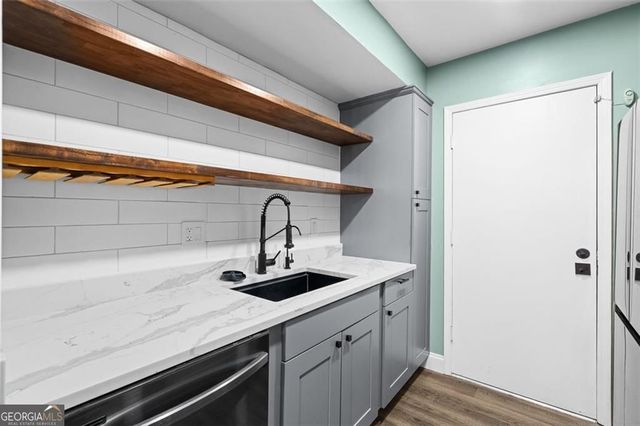 6851 Roswell Road N10, Atlanta, GA 30328