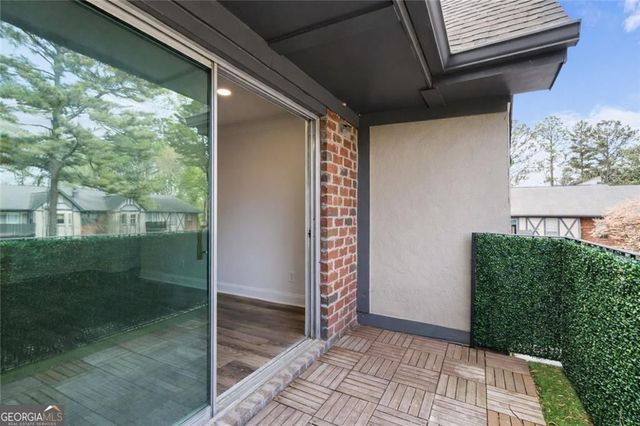 6851 Roswell Road N10, Atlanta, GA 30328