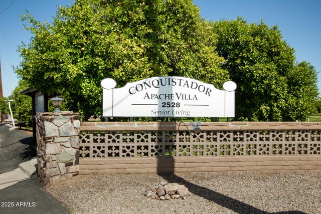 2528 E MCKELLIPS Road 74, Mesa, AZ 85213