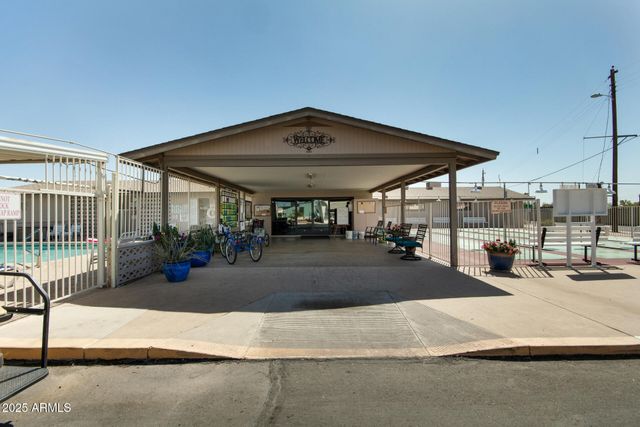 2528 E MCKELLIPS Road 74, Mesa, AZ 85213