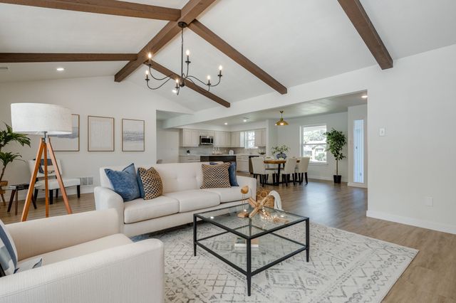 10234 Deermont Trail, Dallas, TX 75243